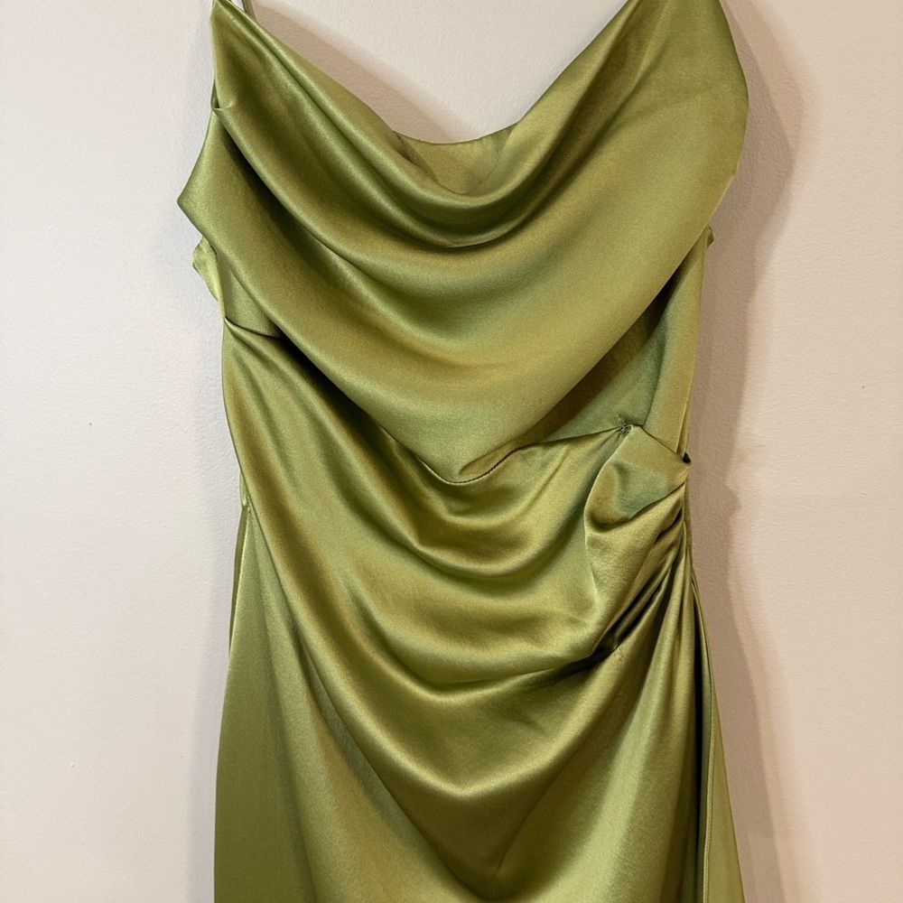 Kay Unger vintage Asymmetrical Olive green Dress with ruched waist and tiny slit - Picture 2 of 9